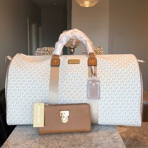 BNWT MICHAEL KORS XL WEEKENDER DUFFLE & WALLET